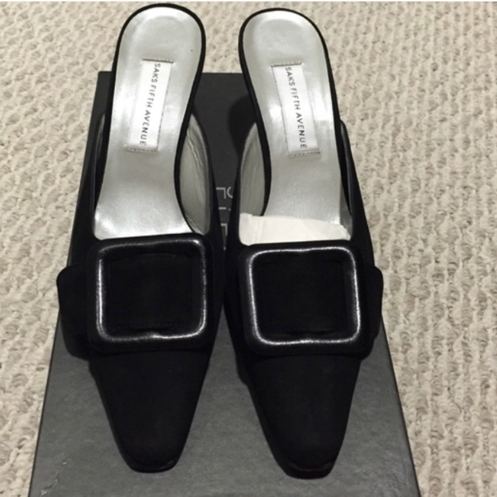 Black Saks Fifth Ave Kitten Heel